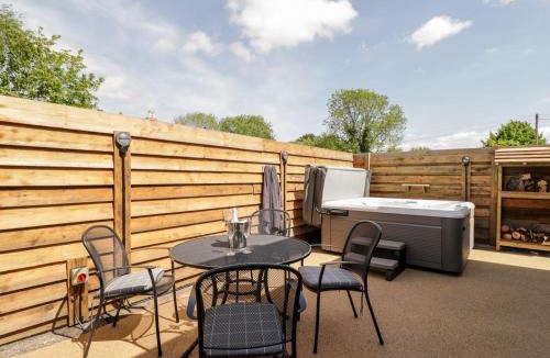 Hereford Apartment | Little Lugg