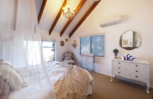 Vacy Cabin | Little Nest Spa Retreat