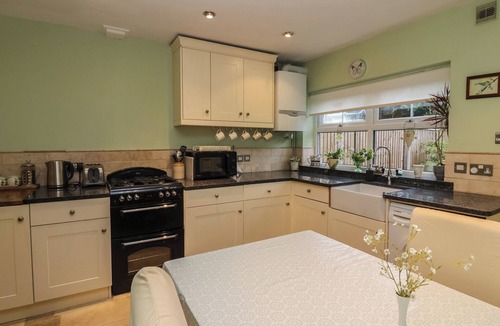 Upton St. Leonards Cottage | Little Noo