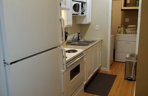 Springwoods Apartment | Little Oasis 1 BR 1 BA Washer/Dryer Pet Stays for Free !