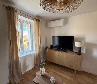 Damparis Apartment | Little Ohana