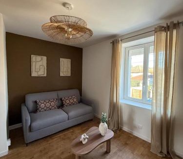 Damparis Apartment | Little Ohana
