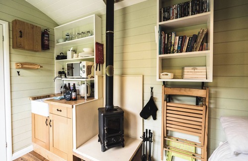 Winestead Cottage | Little Otchan Shepherd's Hut