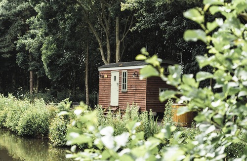 Winestead Cottage | Little Otchan Shepherd's Hut