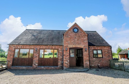 Upton Snodsbury Cottage | Little Owl Barn