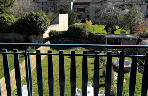 Saint-Jean-du-Bruel House | Little paradise in Aveyron