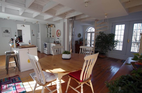 Knowlton House | Little piece of paradise in Knowlton