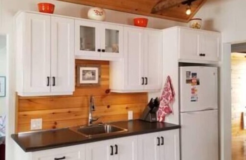 Fogo House | Little Pike Summary:
