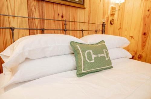 Thomasville House | Little Pine Lodge At Saddlecreek