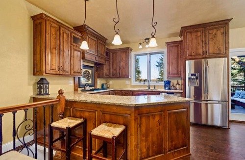 Crosslake House | Little Pine Lodge on the Whitefish Chain - 5BR Sleeps 16