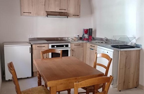 Valreas House | LITTLE PINK HOUSE