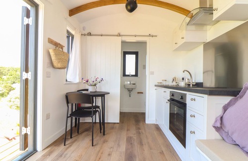 Chysauster Cottage | Little Pip