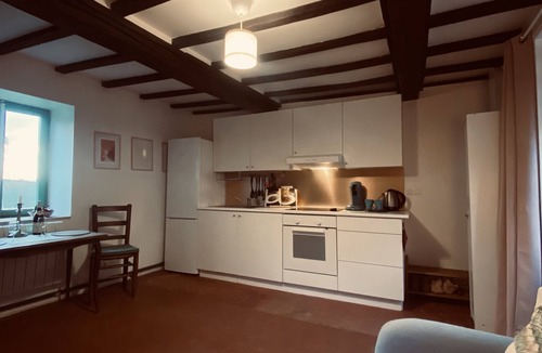 Quarre-les-Tombes House | Little Poet's House