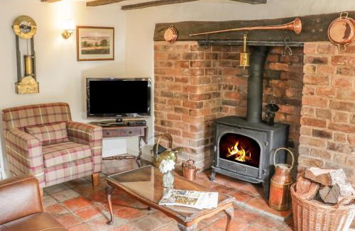 Clows Top House | Little Pound House