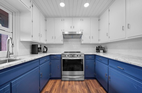 Henderson County House | Little Red Lakehouse