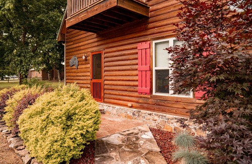 Heber Springs Cabin | Little Red River Cabin for a perfect fishing getaway for the whole family!