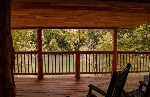 Heber Springs Cabin | Little Red River Waterfront Cabin for a perfect fishing getaway!