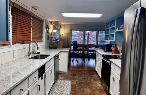 Heber Springs House | Little Red Tree House on the Little Red River 8 Acres Large Dock and Hot Tub!