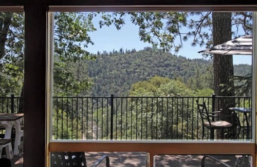 Iowa Hill House | Little River House