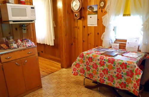 Leon House | Little River Inn Motel & Guest House