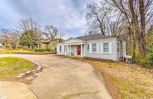 Midtown Cottage | Little Rock Home ~ 5 Mi to Downtown!