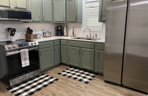 Greenfield House | Little Sac Lake House w Starlink internet