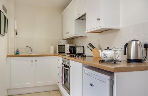 East Dean and Friston House | Little Scarlet