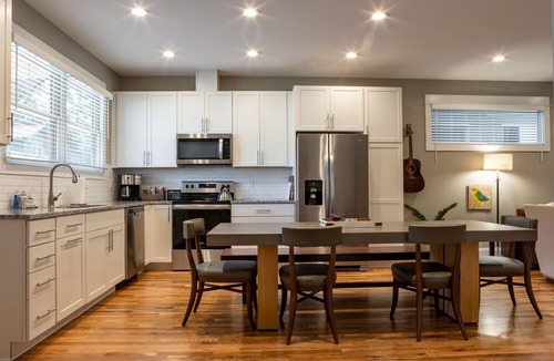Woodfin Villa | Little Sparrow | Newly-Built, Pet-Friendly Villa in Asheville with Hot Tub