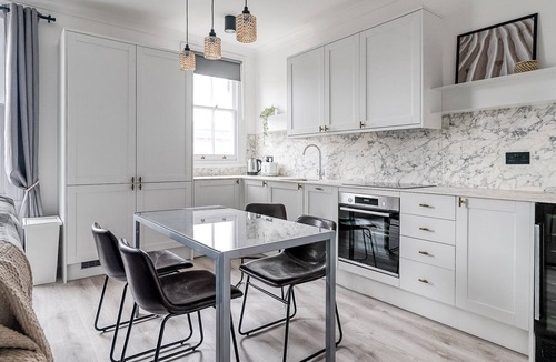 Harrow Road Apartment | Little Venice Luxury Apartment