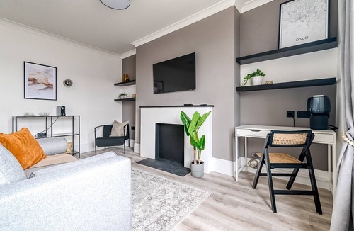 Harrow Road Apartment | Little Venice Luxury Apartment