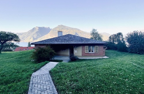 Krattigen House | Little Villa