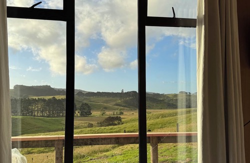 Helensville Cabin | Little West Cabin