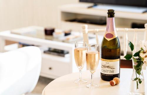 Maleny Apartment | Little White Chapel Maleny