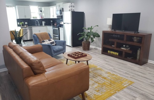 OST - South Union House | Little White Lighthouse NRG/UH/TSU/RICE/Midtown/Downtown
