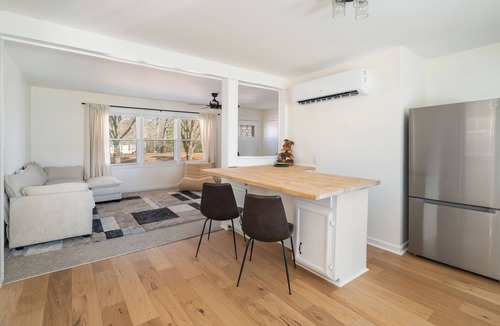 Raleigh House | Little White Ranch Near Speedway, Lake Wheeler
