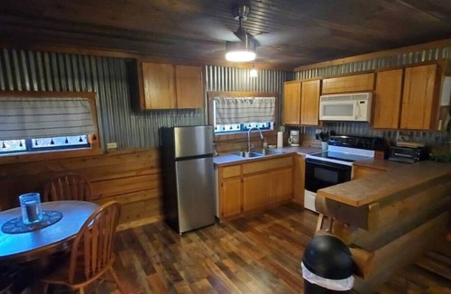 Sulphur Cabin | Little Woods - Cabin Tucked in the Woods