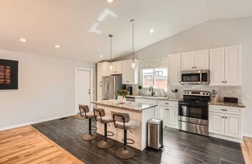 Littleton House | Littleton DTC updated GEM with Hot Tub!