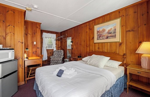 Littleton Hotel | Littleton Motel - Queen Room