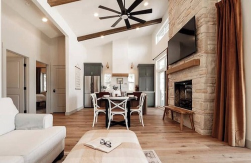 Rexburg Other | LittleWoods Lodge+Private Forestnn