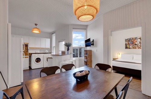 Plateau Mont Royal Apartment | LiV MTL Avenue-1277 3BR Suite Rooftop & BBQ Downtown Montreal