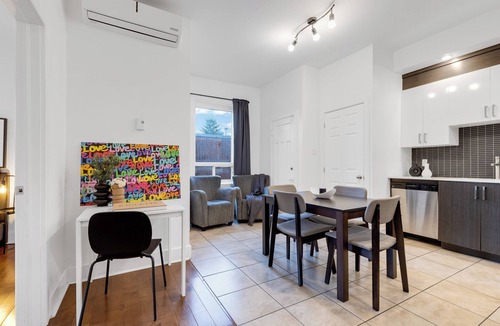 Plateau Mont Royal House | Liv MTL - Ch