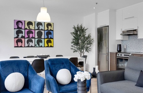 Downtown Montreal Apartment | LiV MTL Downtown-503 | 3BR Penthouse + Big Rooftop