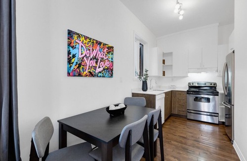 Plateau Mont Royal Apartment | LiV MTL | Modern 1BR + Rooftop F1 Grand Prix
