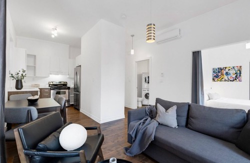 Plateau Mont Royal Apartment | LiV MTL | Modern 1BR + Rooftop F1 Grand Prix