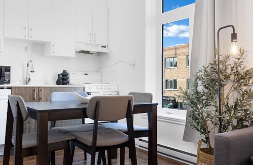Plateau Mont Royal Apartment | LiV MTL | Modern Studio + Rooftop F1 Grand Prix