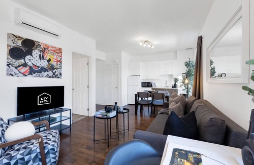 Plateau Mont Royal Apartment | LiV MTL | Modern Studio + Rooftop F1 Grand Prix