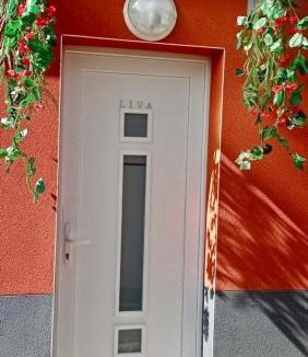 Guesnain Apartment | LIVABLŌM "Maison et Parking Privée"