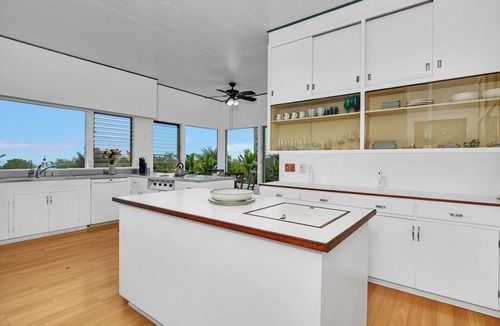 Hilo House | Live a Piece of History at My Hilo Home