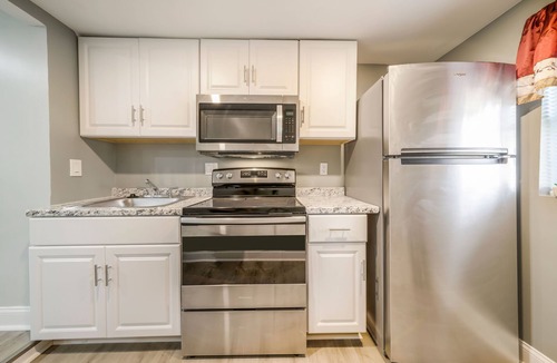 Hillandale House | Live and Work Near DC