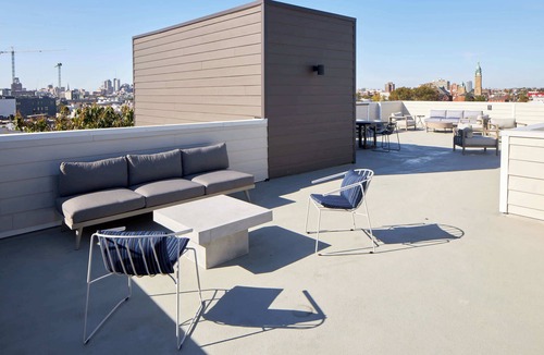 Fishtown House | Live Artfully in This 2BR Stay